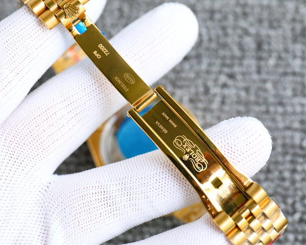 ブランド時計内部構造